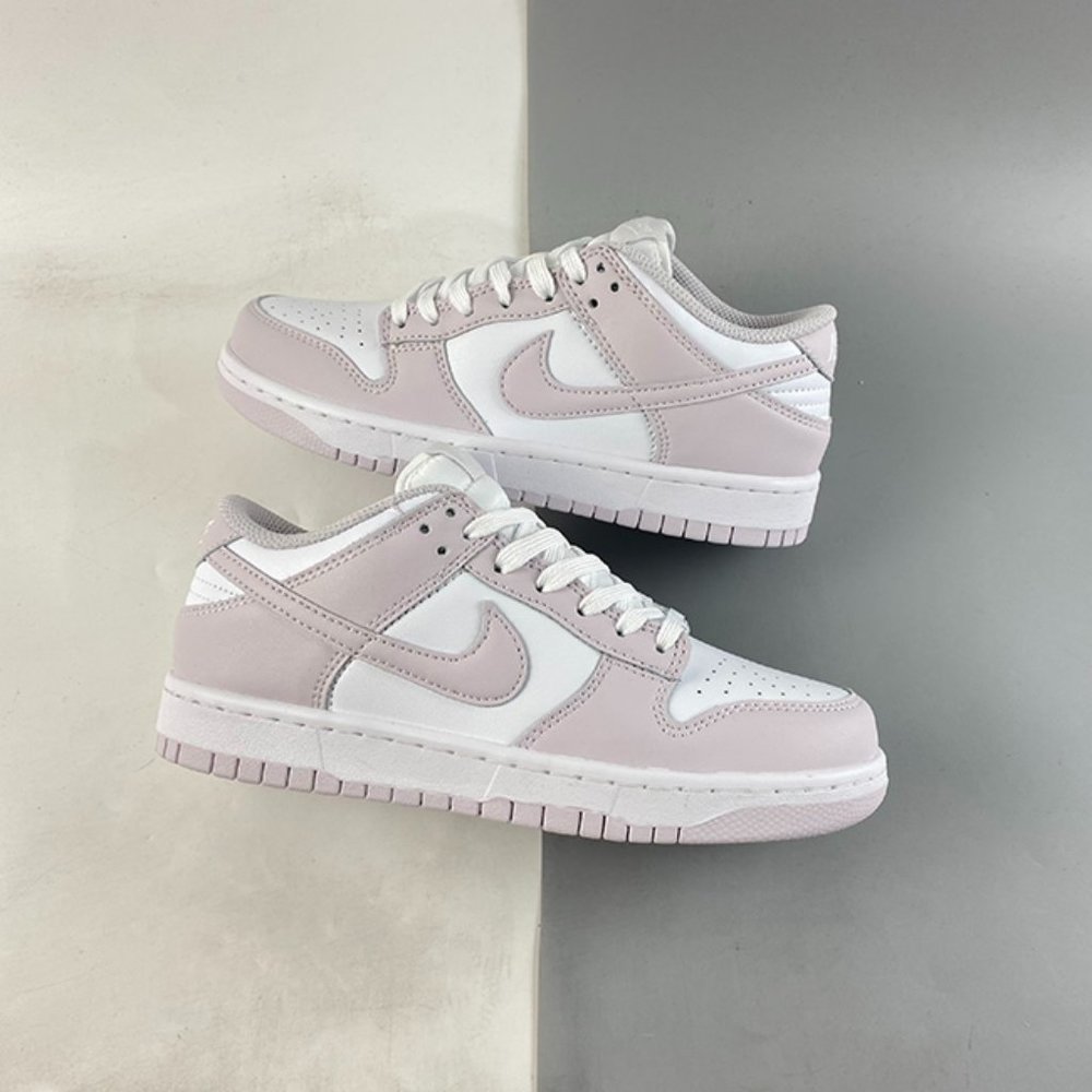 Nike Dunk Low Venice  Sneakers